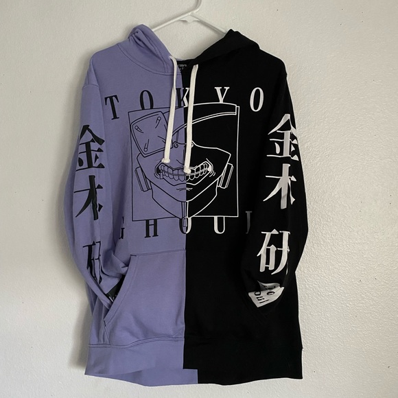 Other - TOKYO GHOUL Split Color Hoodie. Men’s Medium